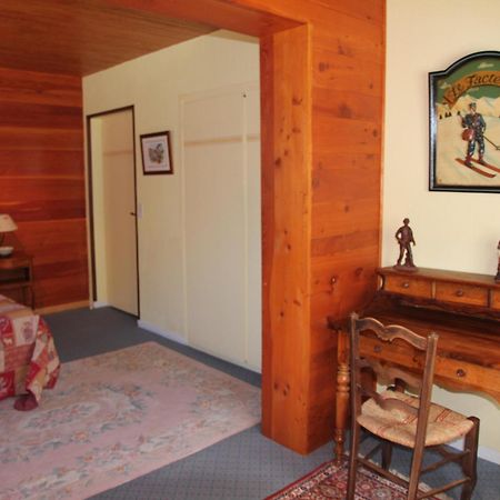 Guest House Chalet Saint Roch Albiez-Montrond Ngoại thất bức ảnh